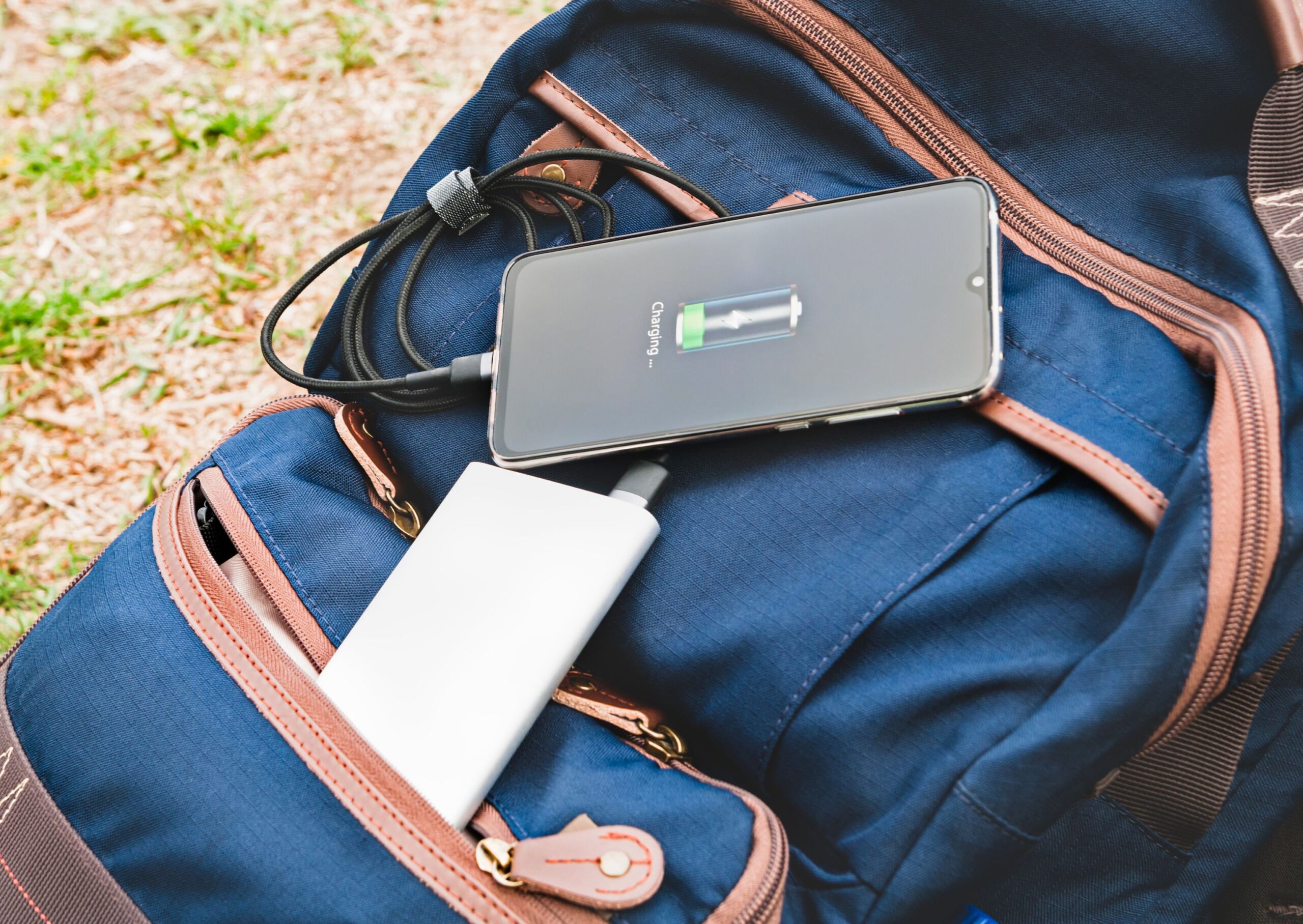 battery pack charging phone